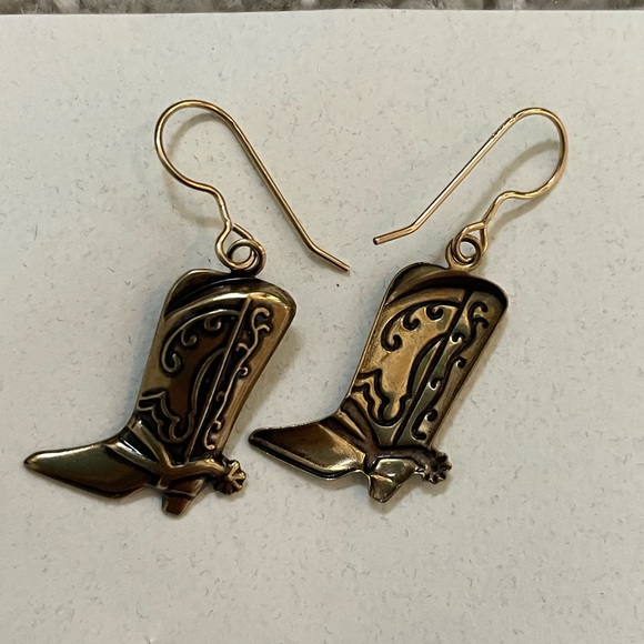 Cowgirl Boot Charm Earring - Picture 2 of 2